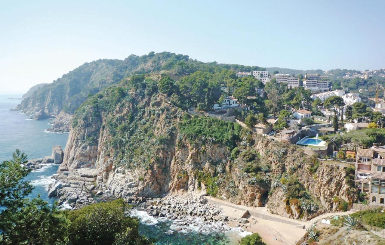 Amazing Apartment In Tossa De Mar With Wifi Eksteriør billede